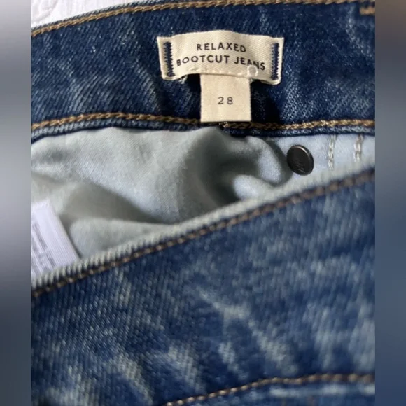 Madewell Classic Indigo Jeans - Picture 5 of 7